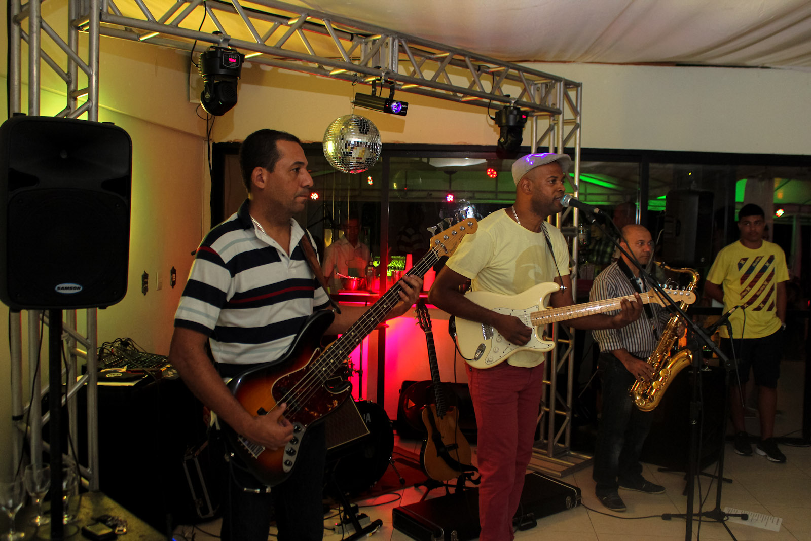 Di Moraes 17 10 2014
