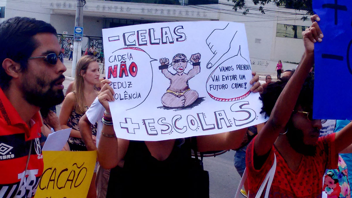 cartazes maiaoridade penal