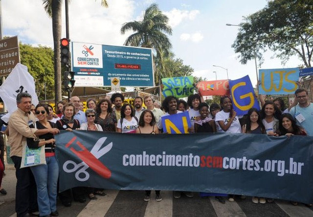corte verbas universidades